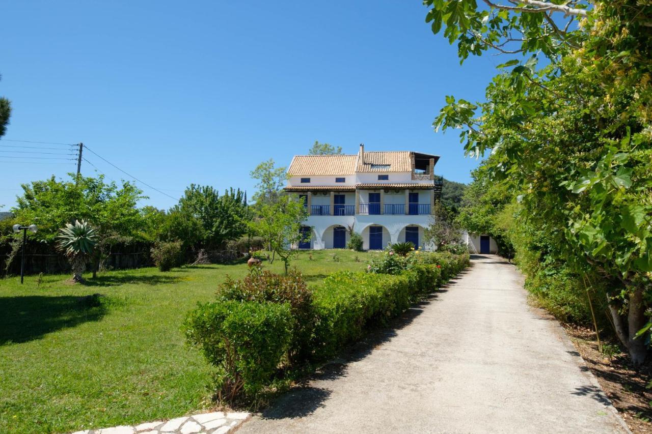 Villa Spyridoula Studios On The Beach Sidárion Exterior foto