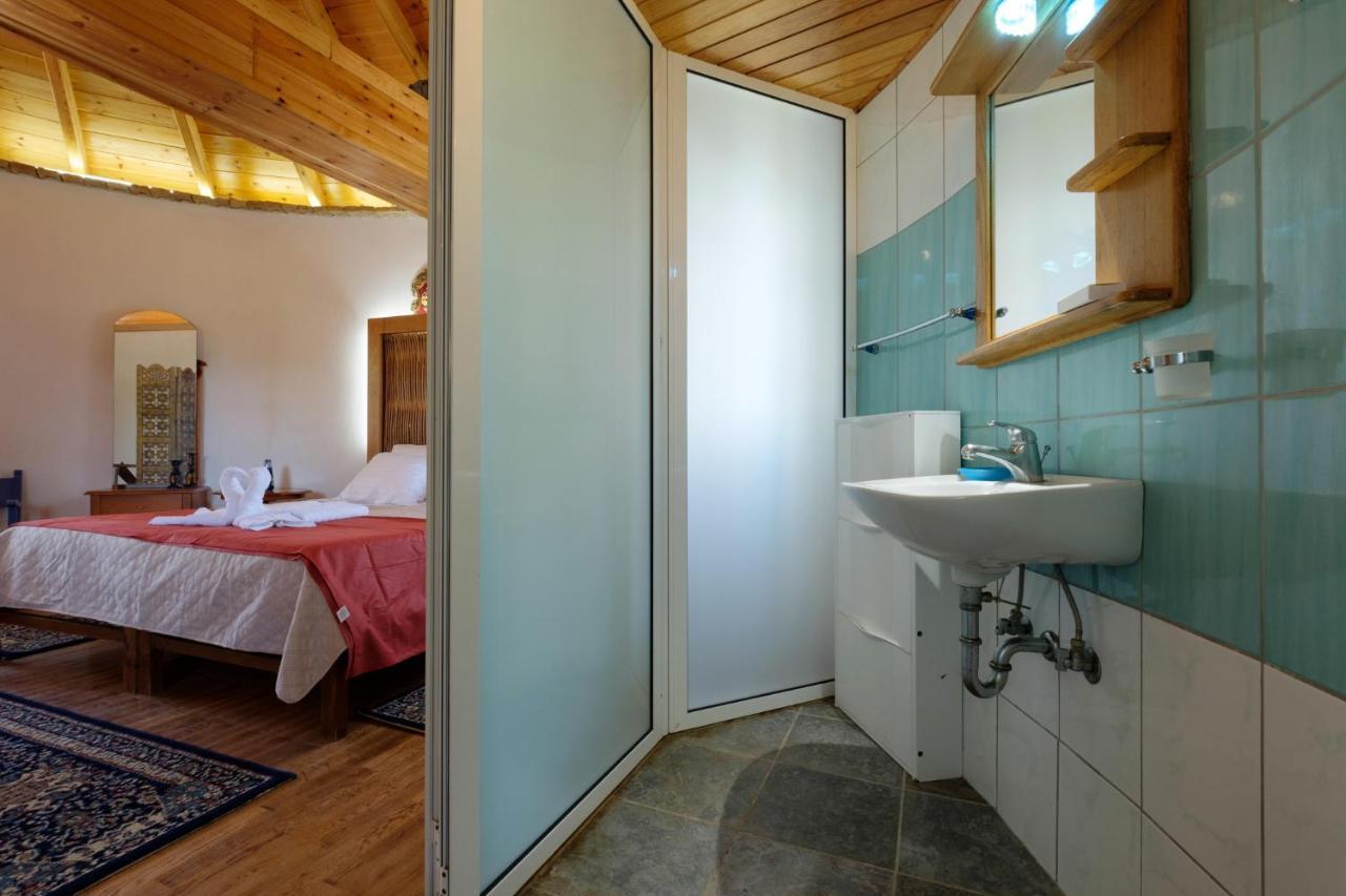 Villa Spyridoula Studios On The Beach Sidárion Exterior foto